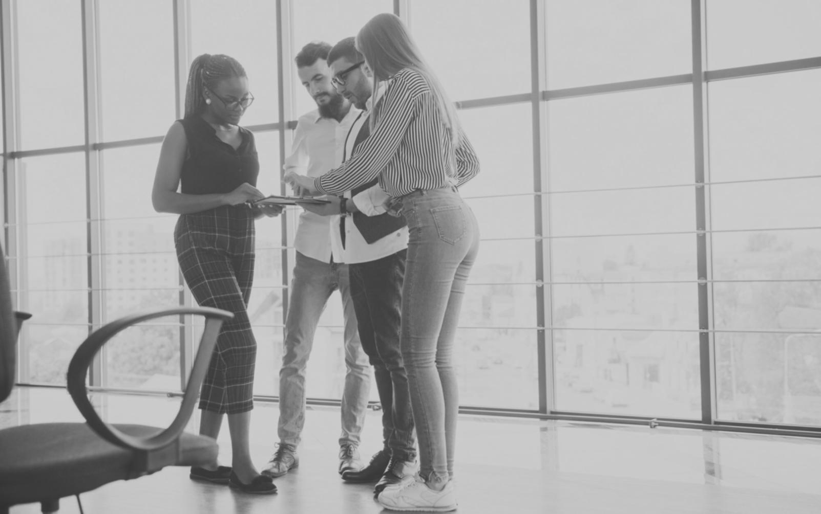 SEO audit checklist and analytics dashboard